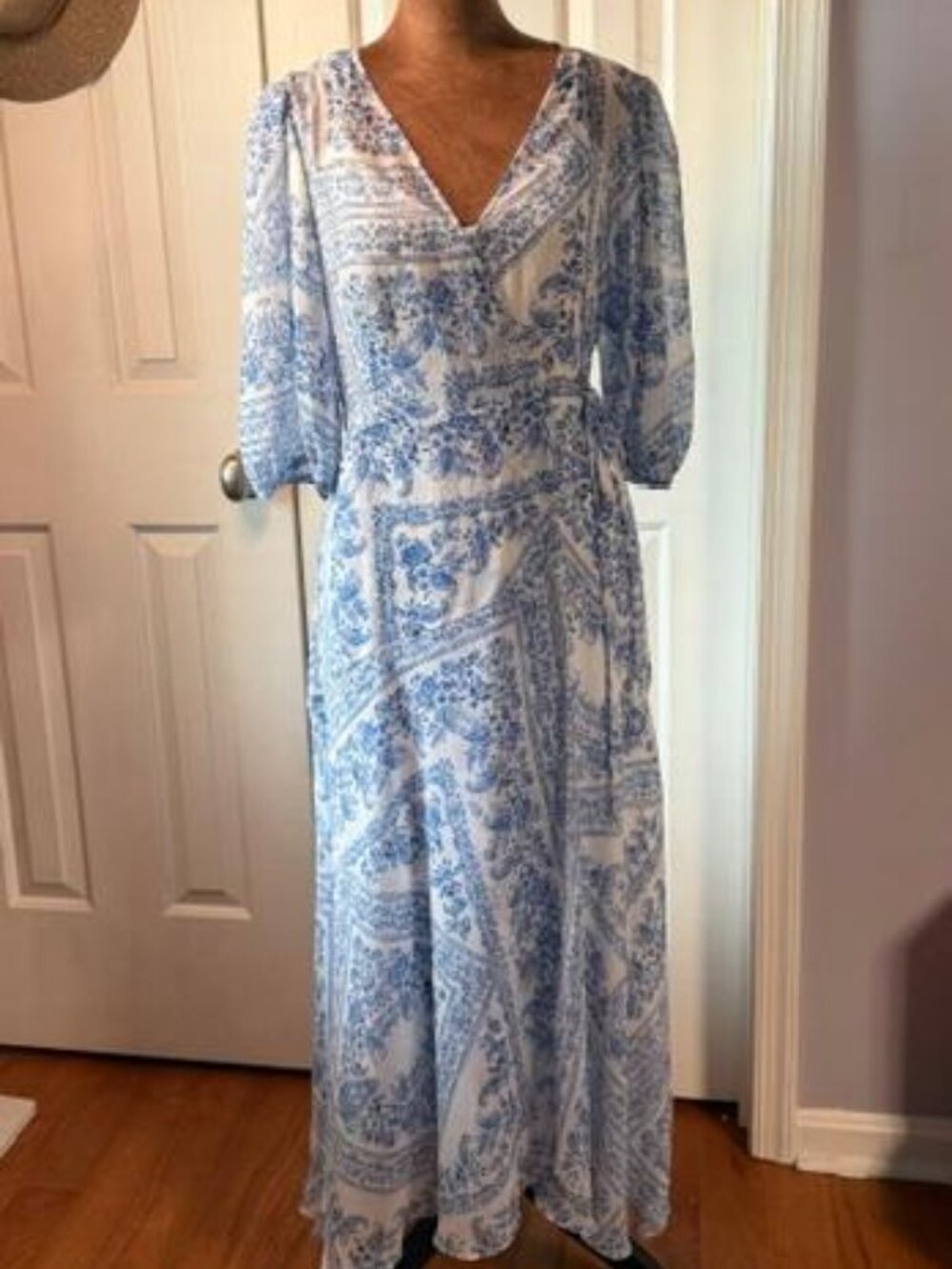 Calvin Klein Blue White Floral Paisley Wrap Maxi Dress Size 6
